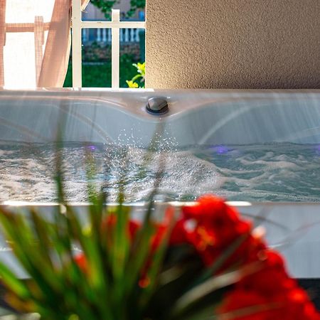 Apartments Anita Frane Водице Екстериор снимка