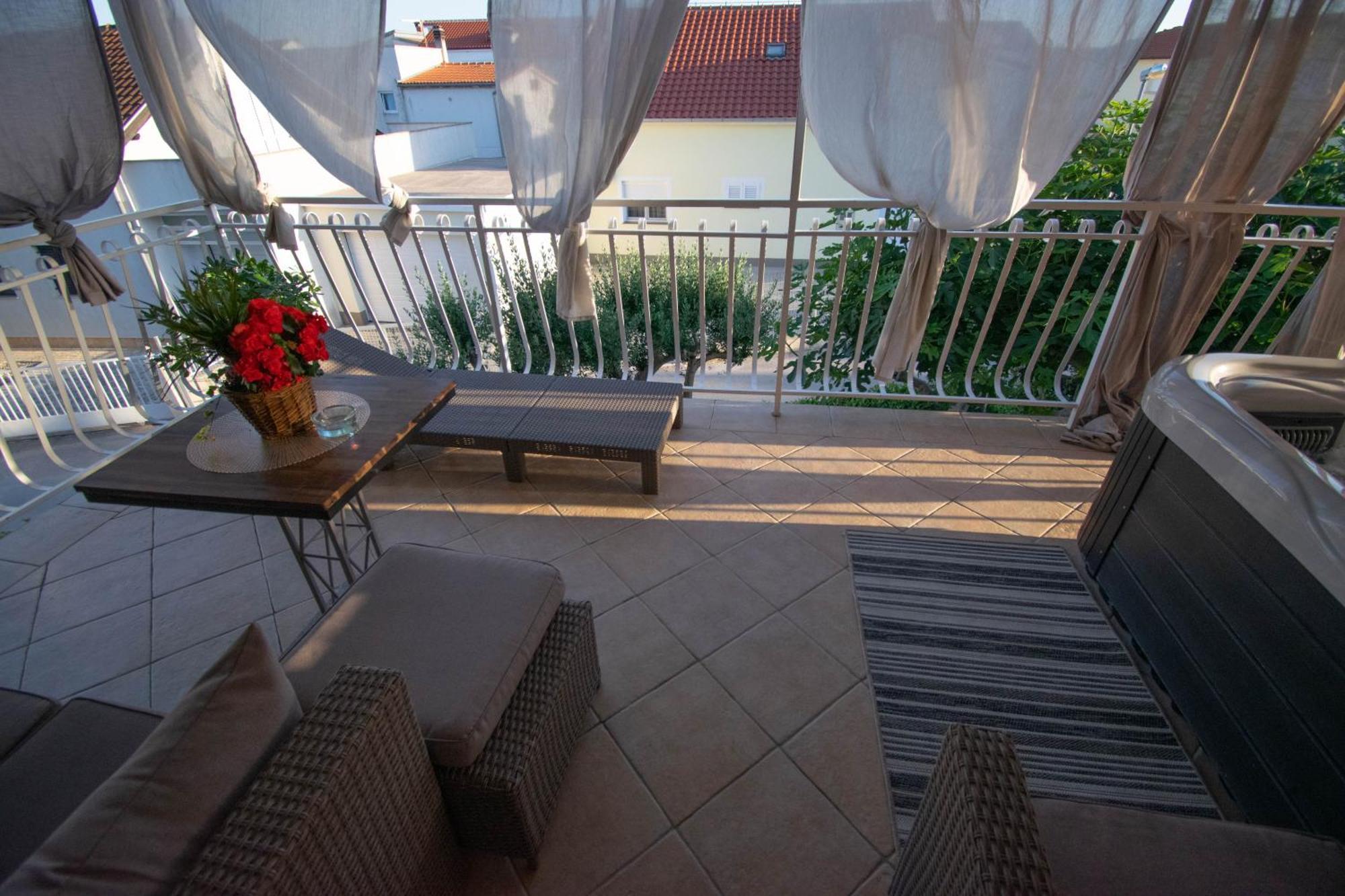 Apartments Anita Frane Водице Екстериор снимка