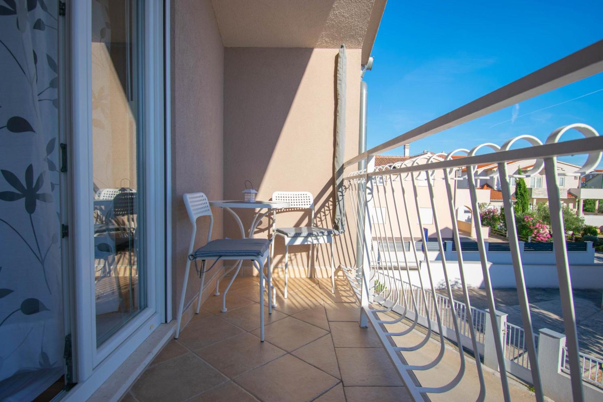 Apartments Anita Frane Водице Екстериор снимка